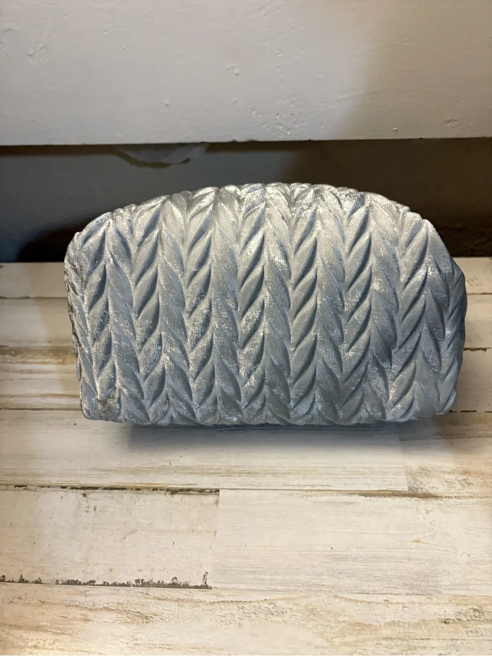 Vince Camuto stylish quilted